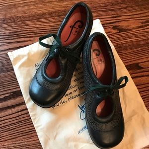 Vintage Fluevogs Tillie Lace-up Wedge Shoes